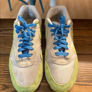 Nike sneakers. Used condition.